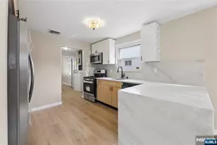 478 Riverside Terrace, Rutherford, NJ 07070 - Photo 14