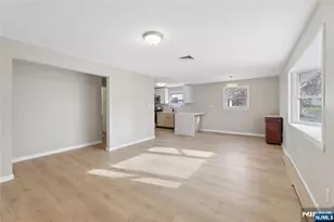 478 Riverside Terrace, Rutherford, NJ 07070 - Photo 10