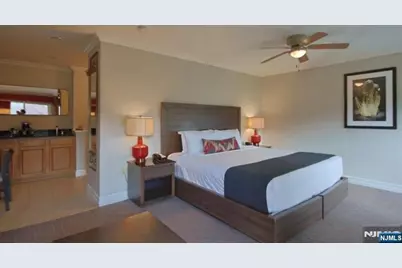 2 Chamonix Drive 427 #427, Vernon, NJ 07462 - Photo 2