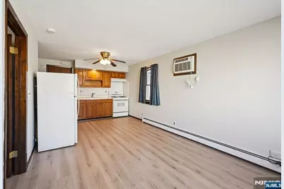 98 Lester Street, Wallington, NJ 07057 - Photo 12