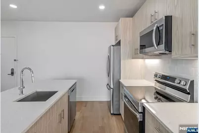 35 Jefferson Street 304 #304, Westwood, NJ 07675 - Photo 8