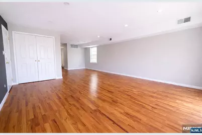 231 12th Street, Newark, NJ 07107 - Photo 6