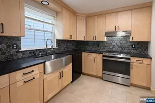 231 12th St, Newark, NJ 07107 - Photo 8