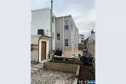 38 Delancy Street, Newark, NJ 07105 - Photo 4
