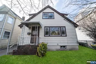 104 Hayward Pl, Wallington, NJ 07057 - Photo 1