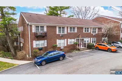 100 Pierson Miller E-9 #E-9, Pompton Lakes, NJ 07442 - Photo 1