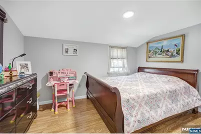 38 Henry Street, Elmwood Park, NJ 07407 - Photo 20