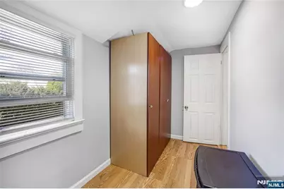 38 Henry Street, Elmwood Park, NJ 07407 - Photo 24