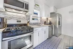 38 Henry St, Elmwood Park, NJ 07407 - Photo 12