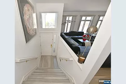 64 Lakeview Drive, Old Tappan, NJ 07675 - Photo 2