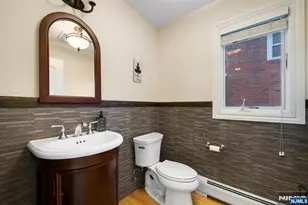 220B Glen Ave, Palisades Park, NJ 07650 - Photo 8