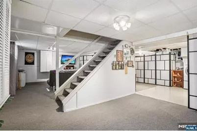 41 Taggart Way, Saddle Brook Township, NJ 07663 - Photo 32