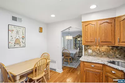 41 Taggart Way, Saddle Brook Township, NJ 07663 - Photo 16