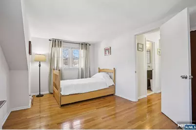 41 Taggart Way, Saddle Brook Township, NJ 07663 - Photo 34