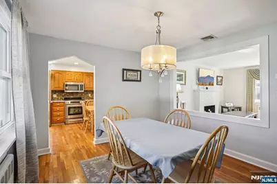 41 Taggart Way, Saddle Brook Township, NJ 07663 - Photo 12