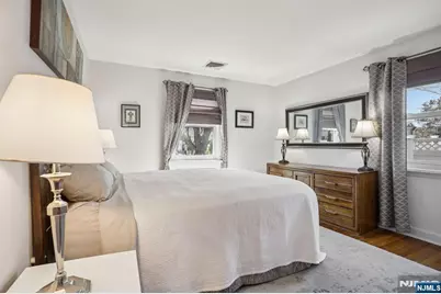 41 Taggart Way, Saddle Brook Township, NJ 07663 - Photo 22