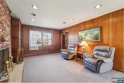 657 Lincoln Avenue, Glen Rock, NJ 07452 - Photo 12