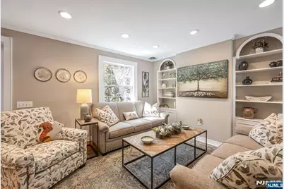 3 Ashburn Place, Fair Lawn, NJ 07410 - Photo 4