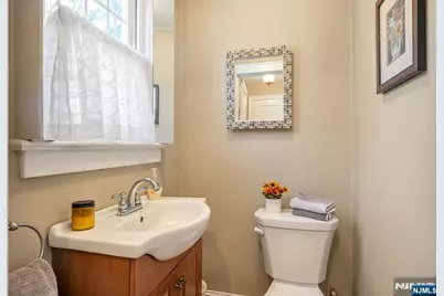 3 Ashburn Place, Fair Lawn, NJ 07410 - Photo 12