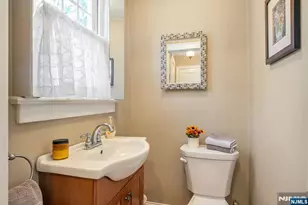 3 Ashburn Pl, Fair Lawn, NJ 07410 - Photo 12