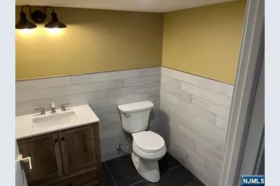 161 Franklin Street 1 St #1 st, Elmwood Park, NJ 07407 - Photo 4