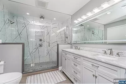 171 Pleasant Avenue, Englewood, NJ 07631 - Photo 22