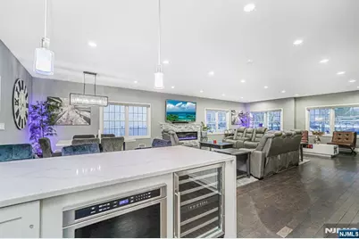 171 Pleasant Avenue, Englewood, NJ 07631 - Photo 8