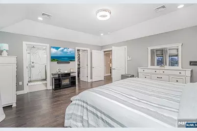 171 Pleasant Avenue, Englewood, NJ 07631 - Photo 20