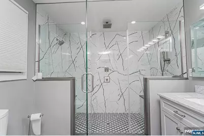 171 Pleasant Avenue, Englewood, NJ 07631 - Photo 24