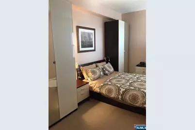 2000 Linwood Avenue 23N #23N, Fort Lee, NJ 07024 - Photo 8