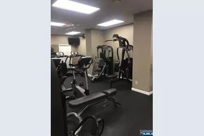 2000 Linwood Avenue 23N #23N, Fort Lee, NJ 07024 - Photo 20