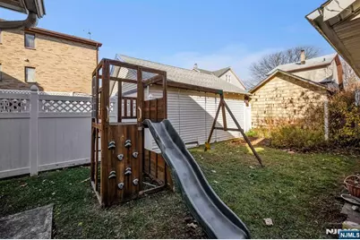 457 Washington Avenue 2nd Fl #2nd Fl, Cliffside Park, NJ 07010 - Photo 16