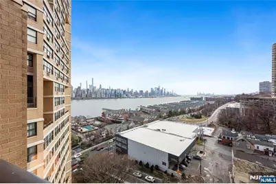 7004 Kennedy Boulevard 4A #4A, Guttenberg, NJ 07093 - Photo 4