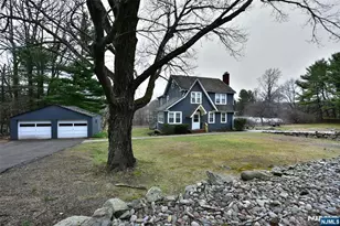 182 Airmont Ave, Mahwah, NJ 07430 - Photo 8