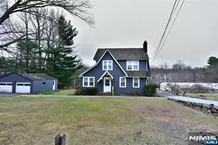 182 Airmont Ave, Mahwah, NJ 07430 - Photo 1
