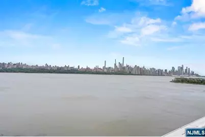 9 Somerset Lane 617 #617, Edgewater, NJ 07020 - Photo 18