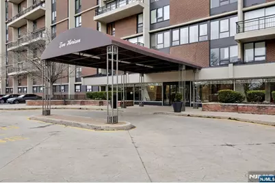 2 Horizon Road 1428 #1428, Fort Lee, NJ 07024 - Photo 2