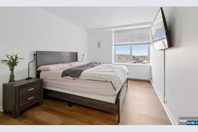 2 Horizon Road 1428 #1428, Fort Lee, NJ 07024 - Photo 20