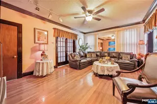 38 Stewart St, Passaic, NJ 07055 - Photo 8