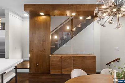 640 Undercliff Avenue, Edgewater, NJ 07020 - Photo 14