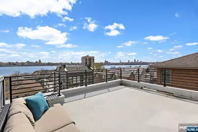 640 Undercliff Avenue, Edgewater, NJ 07020 - Photo 34