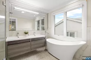 640 Undercliff Ave, Edgewater, NJ 07020 - Photo 28