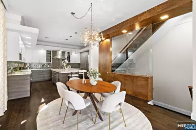 640 Undercliff Avenue, Edgewater, NJ 07020 - Photo 6