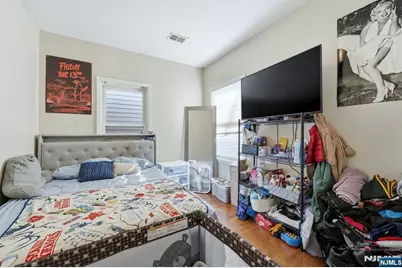 314 W 7th Avenue, Newark, NJ 07107 - Photo 32