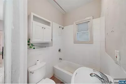 438-440 Park Avenue, Paterson, NJ 07504 - Photo 12