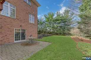 411 Fairway Dr, Leonia, NJ 07605 - Photo 6