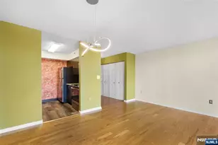 300 Main Street 811, Little Falls Township, NJ 07424 - Photo 4