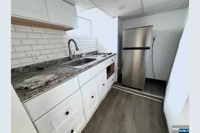 80 Belleville Avenue, Bloomfield, NJ 07003 - Photo 14