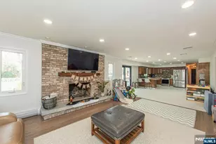 3 Hampton Dr, Fairfield, NJ 07004 - Photo 4