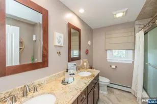 3 Hampton Dr, Fairfield, NJ 07004 - Photo 24